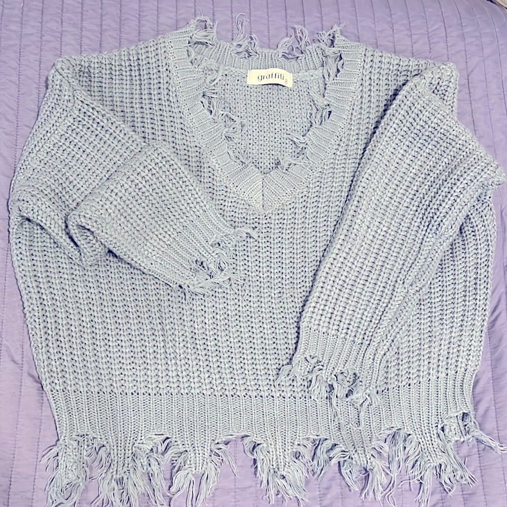 Graffiti Baby Blue Cropped V-neck Sweater